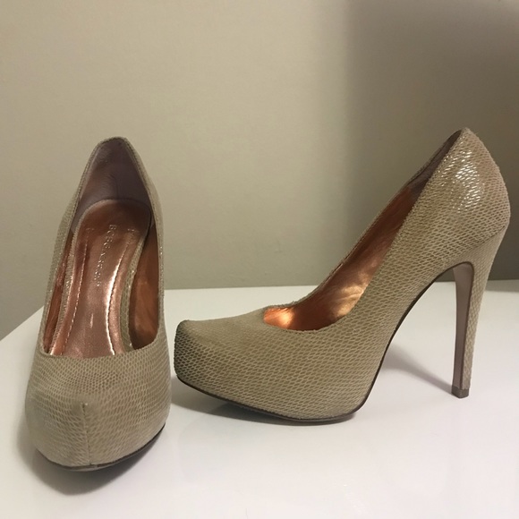 bcbg platform pumps